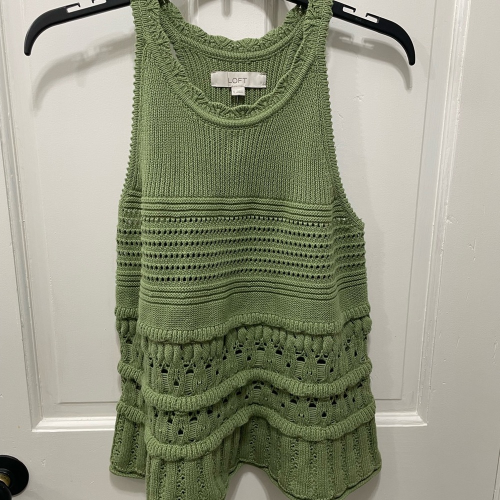 LOFT Olive Sleeveless Knit Top